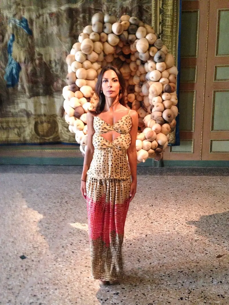 Sarah Lucas, Mumum — #SelfieadArte di Clelia Patella
