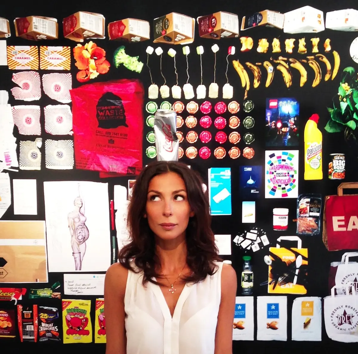 Damien Hirst garbage — #SelfieadArte di Clelia Patella