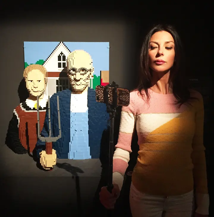 Nathan Sawaya, American Gothic — #SelfieadArte di Clelia Patella
