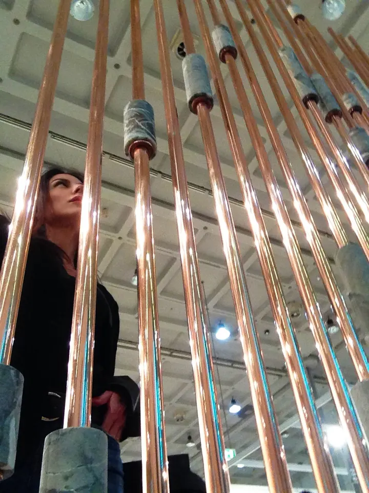 Elena Damiani, Blind [After Bertoia] — #SelfieadArte di Clelia Patella