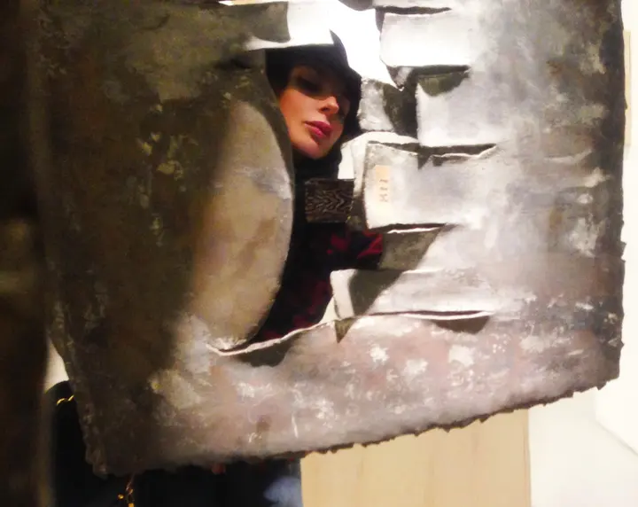 Aldo Calò, Piastra — #SelfieadArte di Clelia Patella