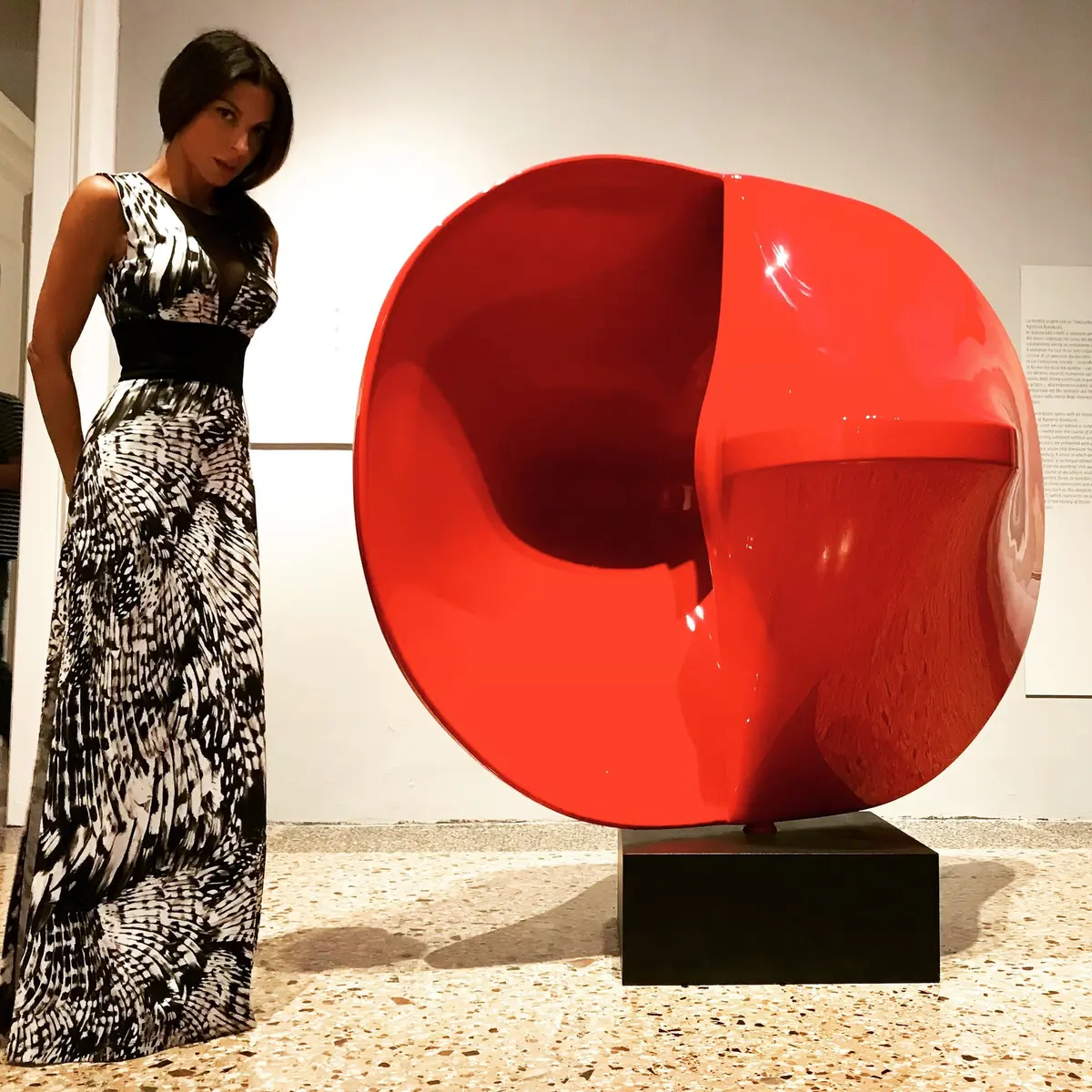 Agostino Bonalumi Red, 1967-2005 — #SelfieadArte di Clelia Patella