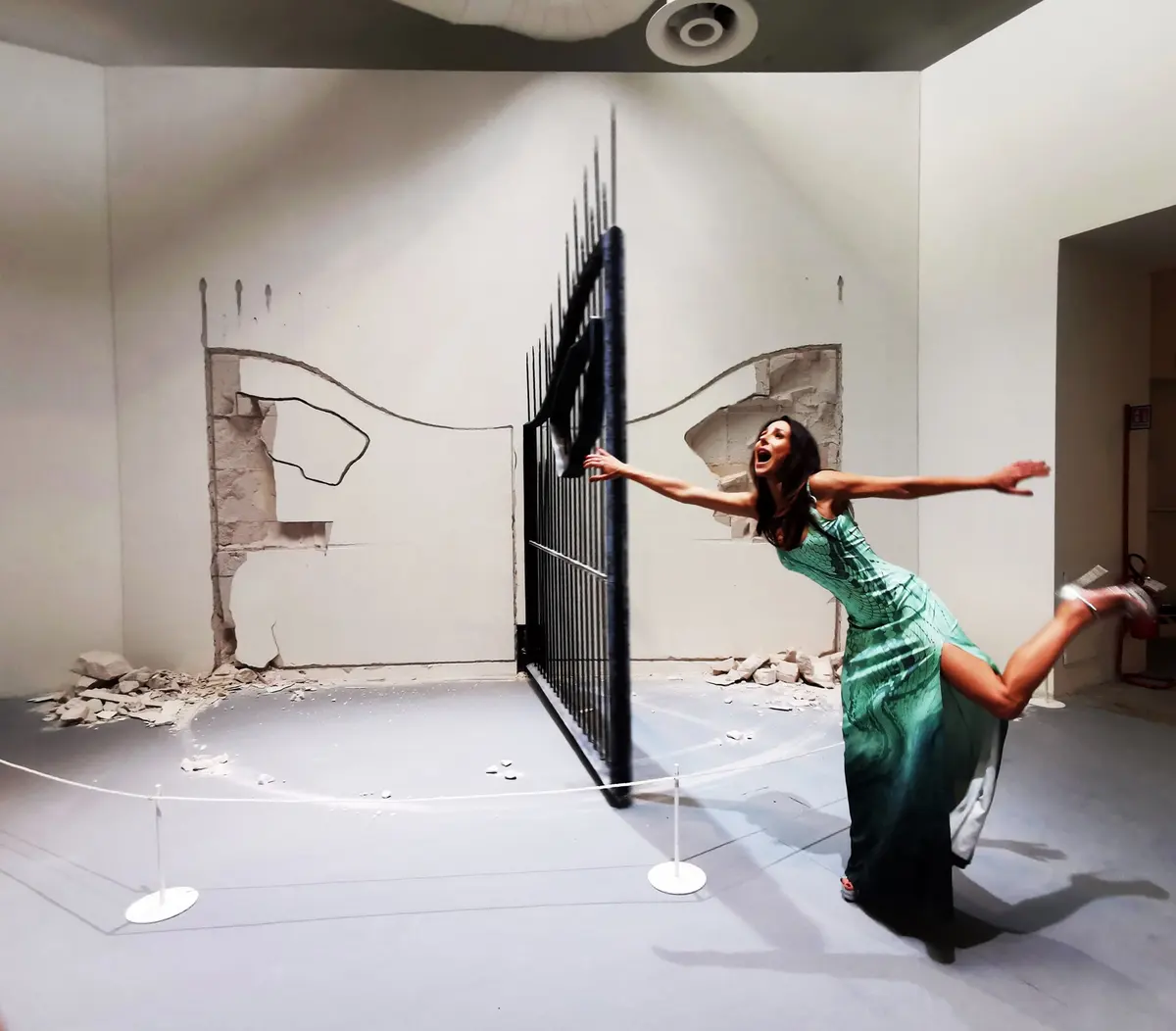 Shilpa Gupta - Untitle, 2009 — #SelfieadArte di Clelia Patella