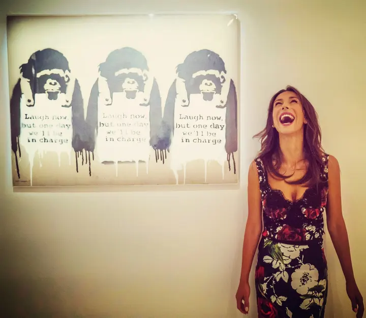 Banksy, @ Guerra, Capitalismo e Libertà — #SelfieadArte di Clelia Patella